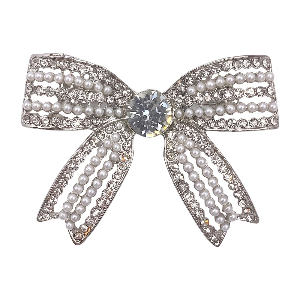 Broche zilverkleurig